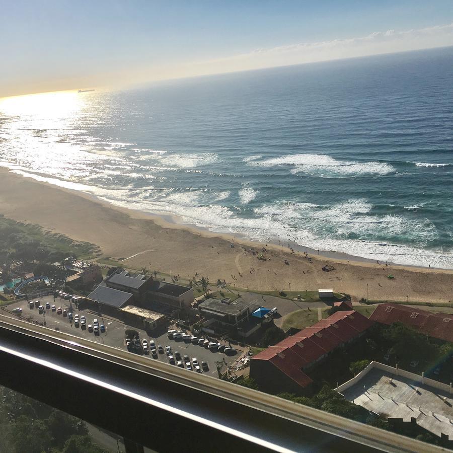 Hightide Apartment Amanzimtoti Esterno foto