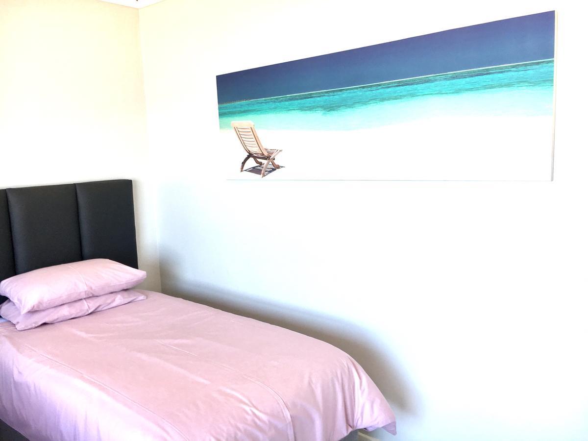 Hightide Apartment Amanzimtoti Esterno foto
