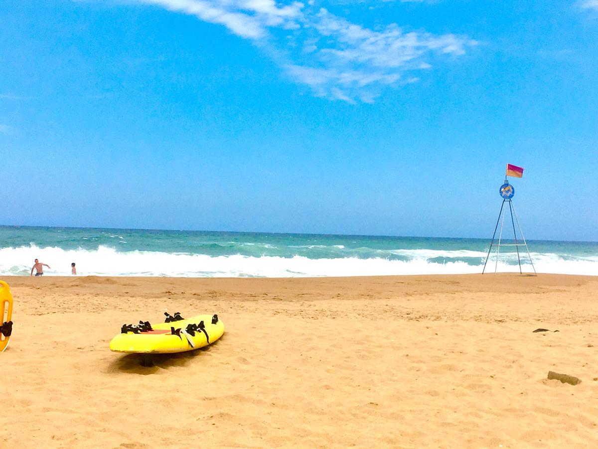 Hightide Apartment Amanzimtoti Esterno foto