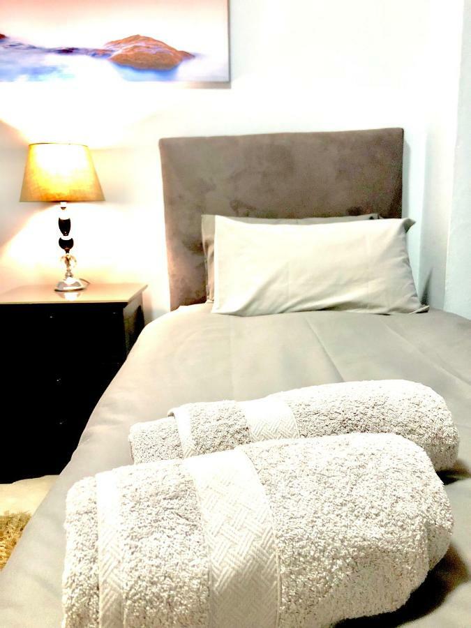 Hightide Apartment Amanzimtoti Esterno foto