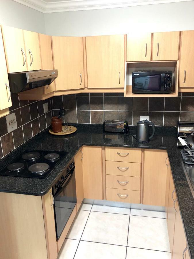 Hightide Apartment Amanzimtoti Esterno foto